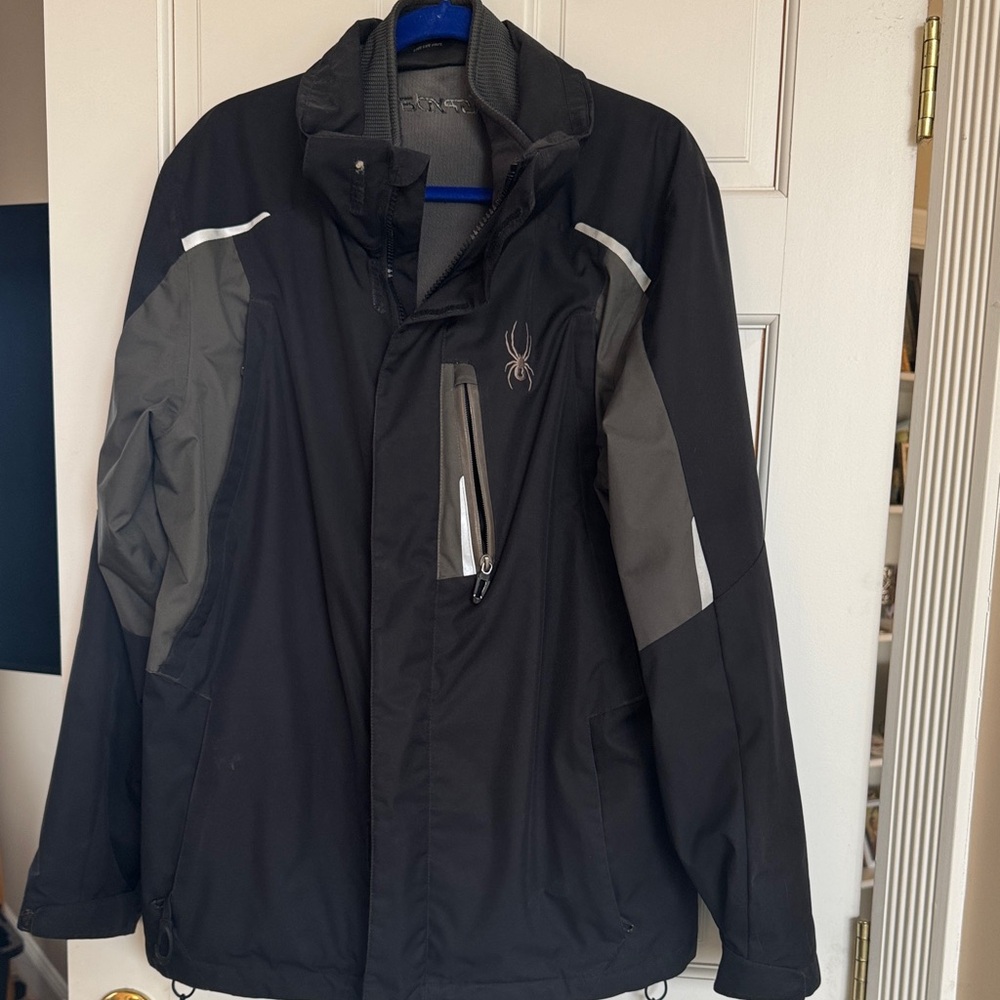 Spyder Men's Black and Gray Ski Jacket